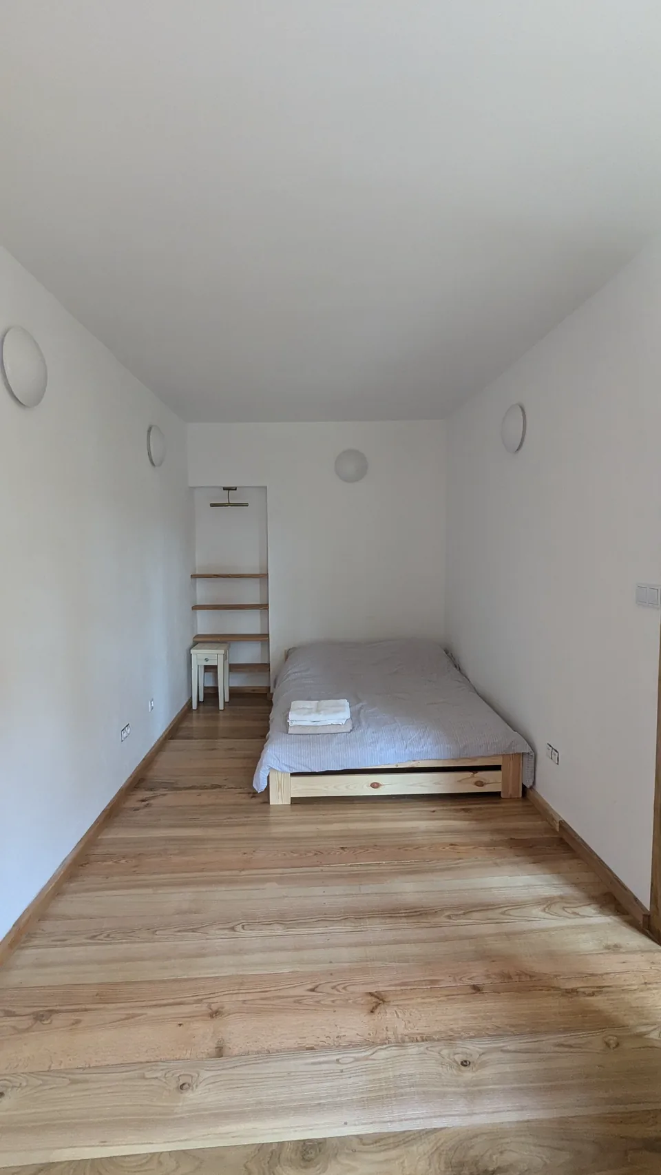 Sleeping space in Castle · Upstairs · Room 5