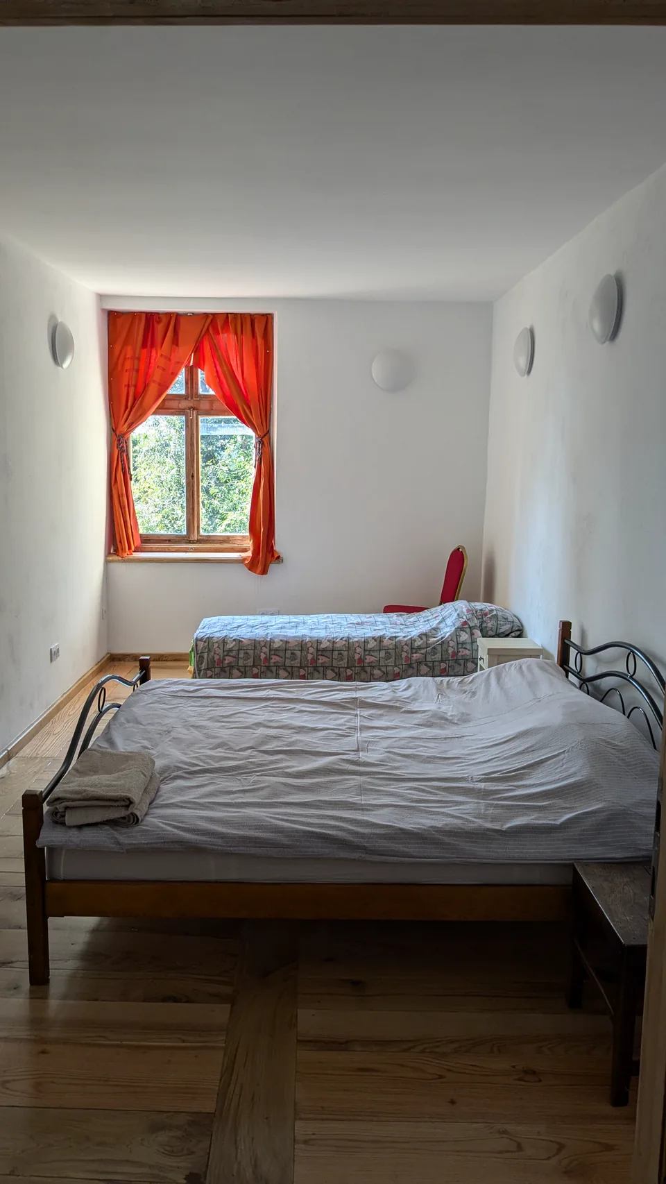 Sleeping space in Castle · Upstairs · Room 6