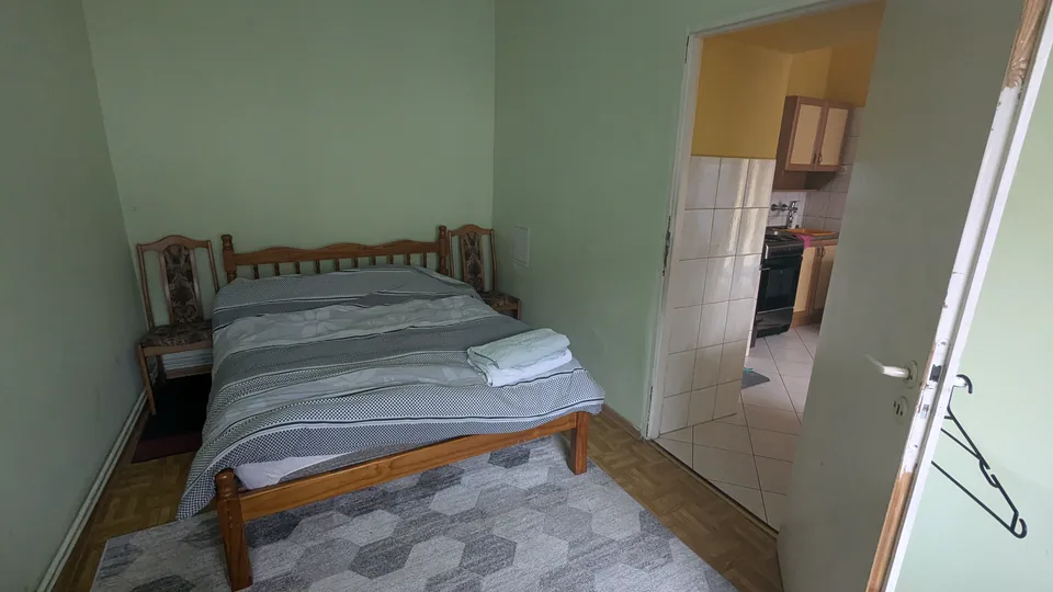 Sleeping space in Opposite · Downstairs · Room 1
