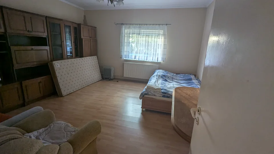 Sleeping space in Opposite · Downstairs · Room 2
