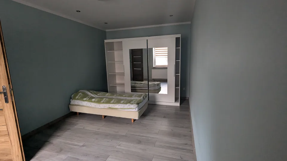 Sleeping space in Opposite · Upstairs · Room 3