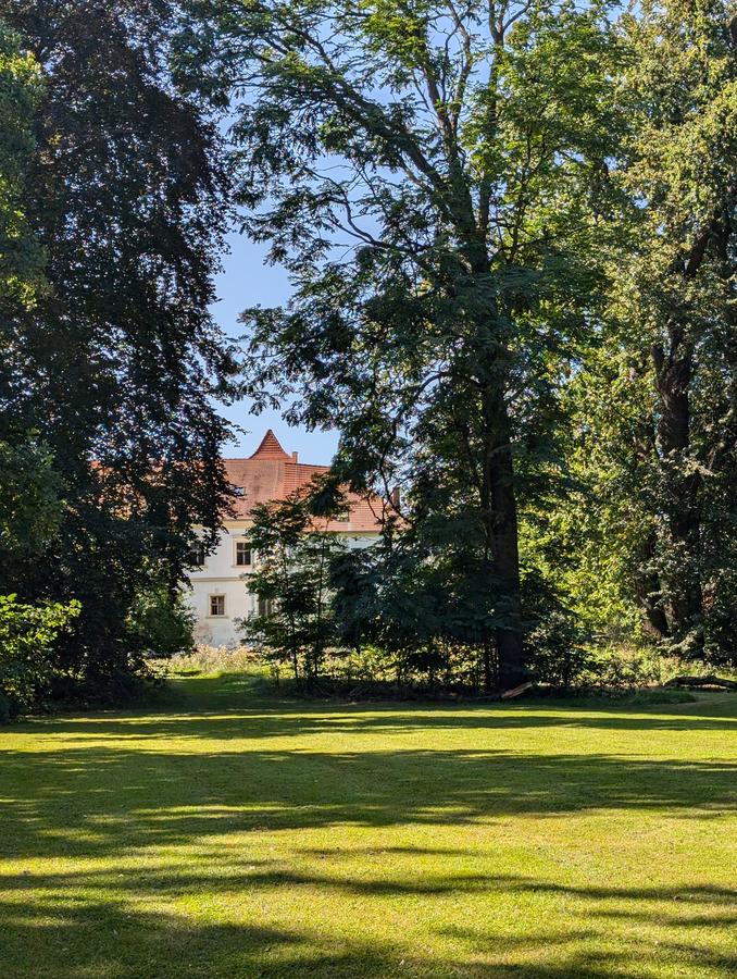 Piotrowice Nyskie Palace seen across the park