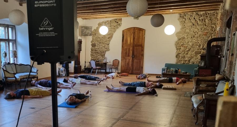 Workshop space in the ballroom